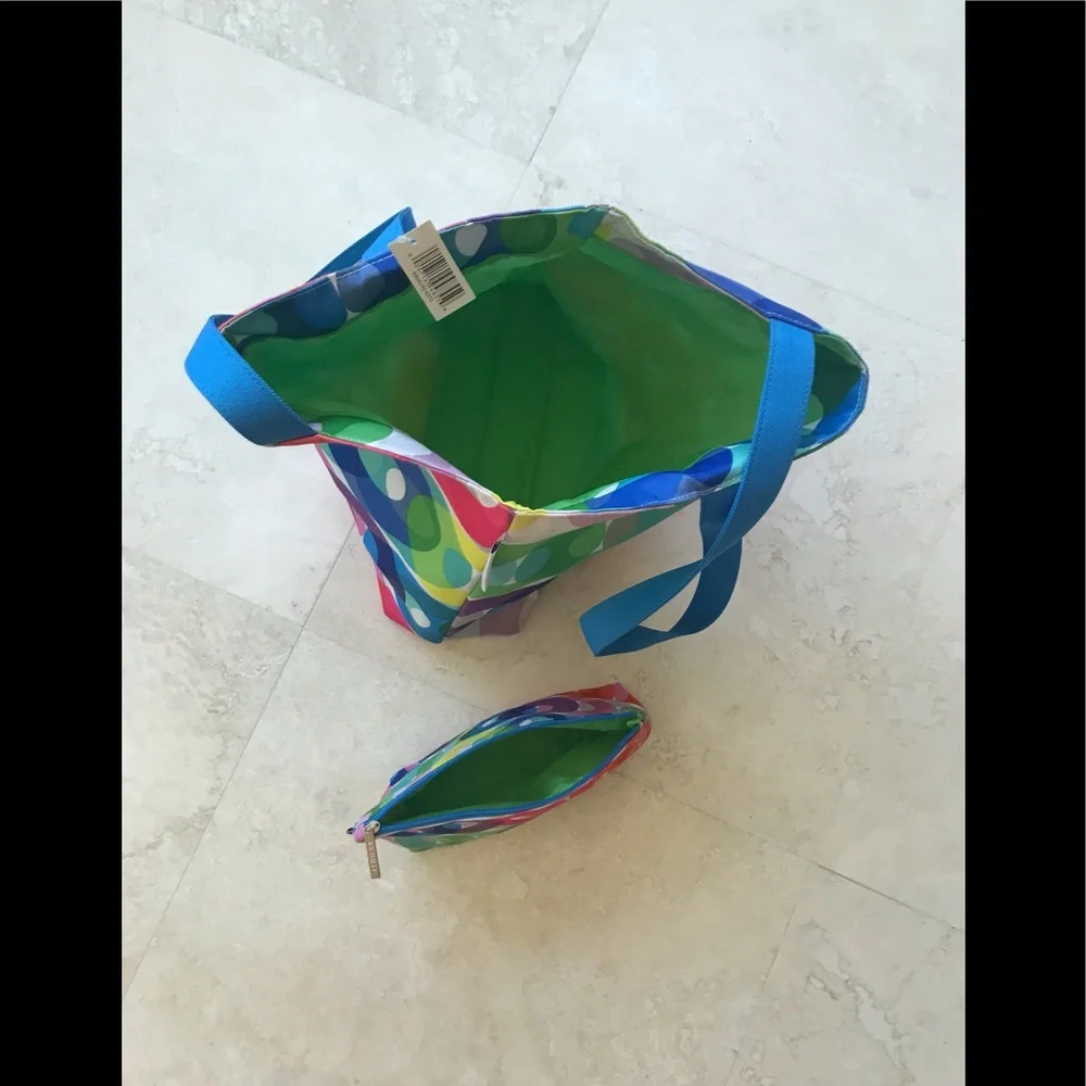 Clinique Kapitza Tote with cosmetic bag NWT - Picture 3 of 7
